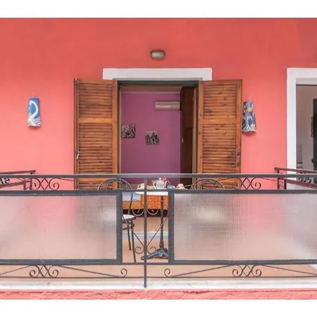 Appartement Steki 2 *